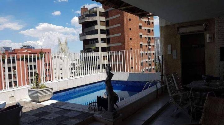 Casa à venda com 3 quartos, 3 suítes, 3 vagas e 367m² no Vila Morumbi, São Paulo (SP) — foto 16 de 24