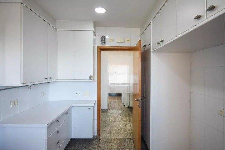 Apartamento para alugar com 4 quartos, 4 suítes, 6 vagas e 385m² no Panamby, São Paulo (SP) — foto 23 de 30