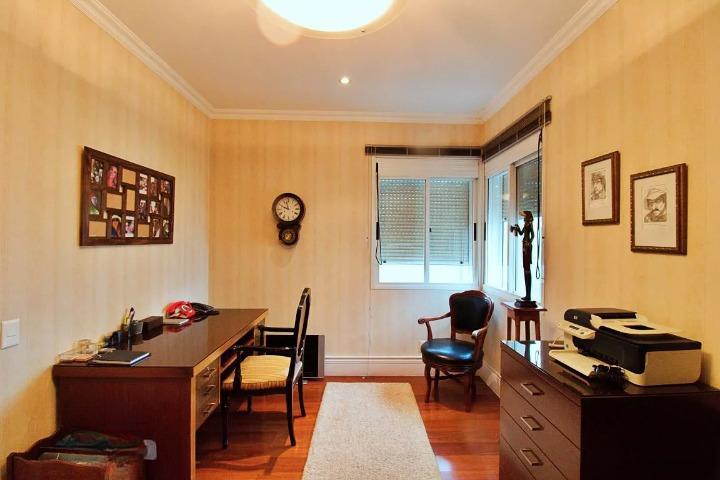 Apartamento à venda com 4 quartos, 3 suítes, 5 vagas e 289m² no Jardim Fonte do Morumbi, São Paulo (SP) — foto 23 de 25