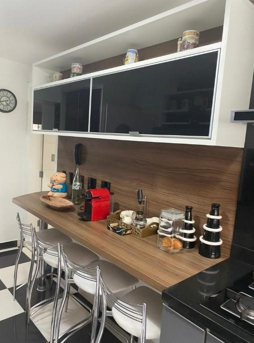 Apartamento à venda com 4 quartos, 4 suítes, 4 vagas e 201m² no Jardim Fonte do Morumbi, São Paulo (SP) — foto 10 de 24