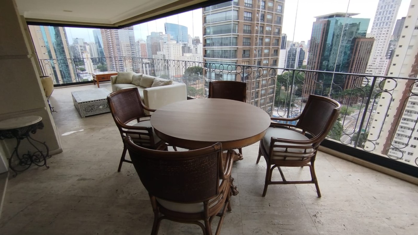 Apartamento para alugar com 5 quartos, 5 suítes, 8 vagas e 552m² no Vila Nova Conceição, São Paulo (SP) — foto 10 de 30