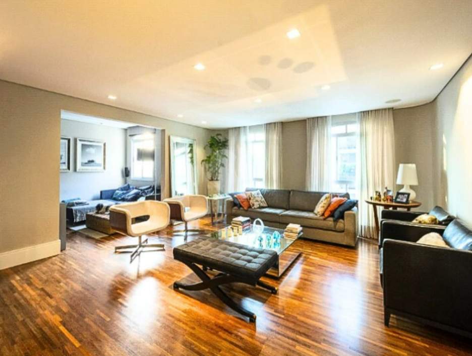 Apartamento à venda com 3 quartos, 2 banheiros, 2 vagas e 167m² no Vila Sofia, São Paulo — foto principal