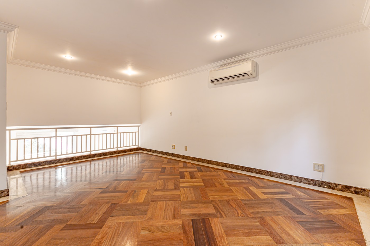Casa à venda com 4 quartos, 4 suítes, 4 vagas e 568m² no Vila Sonia, São Paulo (SP) — foto 2 de 30
