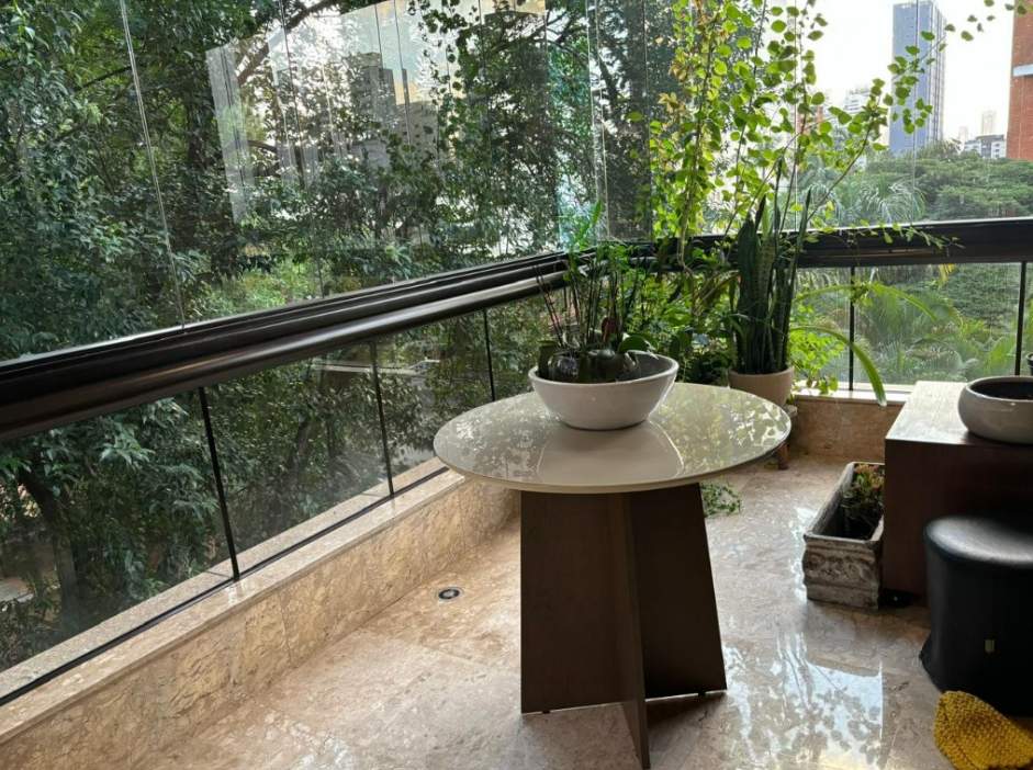 Apartamento à venda com 4 quartos, 4 suítes, 7 vagas e 276m² no Campo Belo, São Paulo (SP) — foto 6 de 24