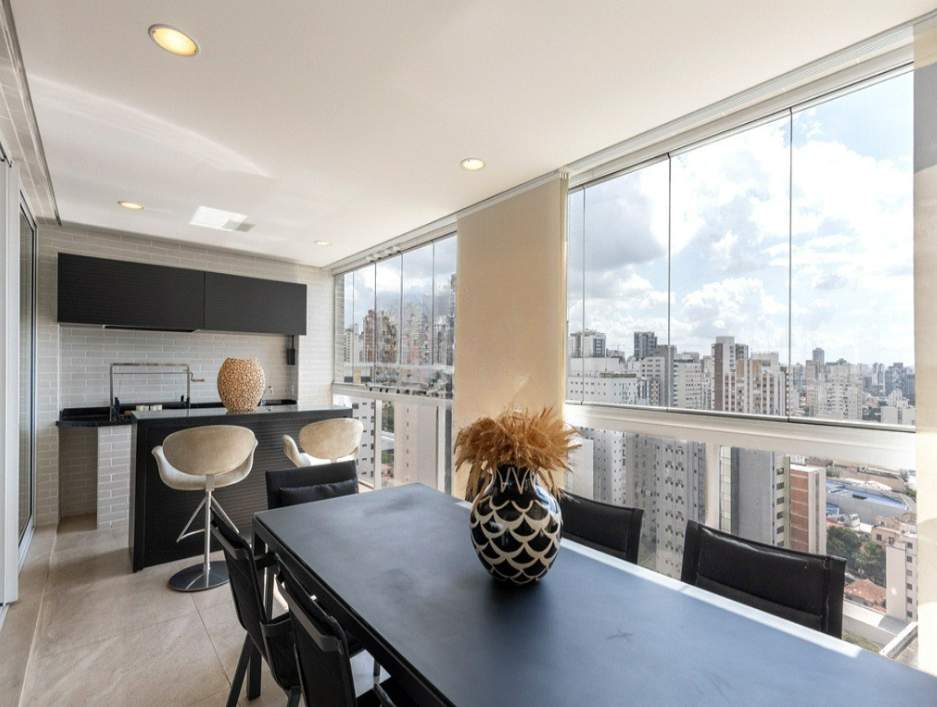 Apartamento à venda com 4 quartos, 4 suítes, 6 vagas e 498m² no Pacaembu, São Paulo (SP) — foto 25 de 30