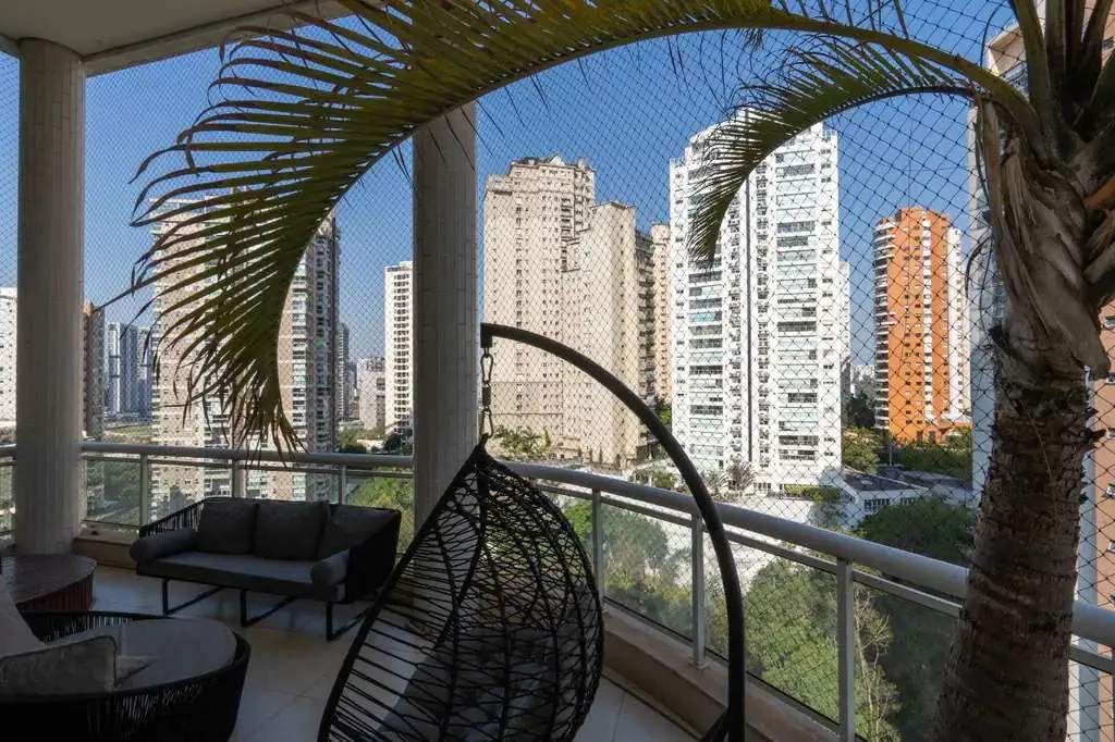 Apartamento à venda com 2 quartos, 2 suítes, 3 vagas e 210m² no Jardim Fonte do Morumbi, São Paulo (SP) — foto 14 de 30
