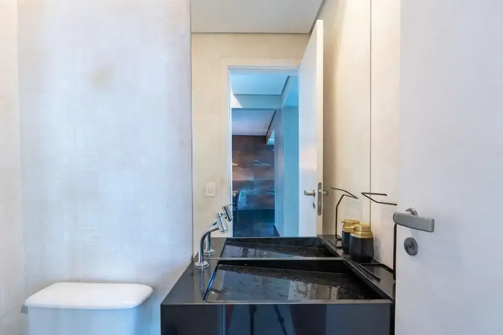Apartamento à venda com 2 quartos, 2 suítes, 3 vagas e 210m² no Jardim Fonte do Morumbi, São Paulo (SP) — foto 27 de 30