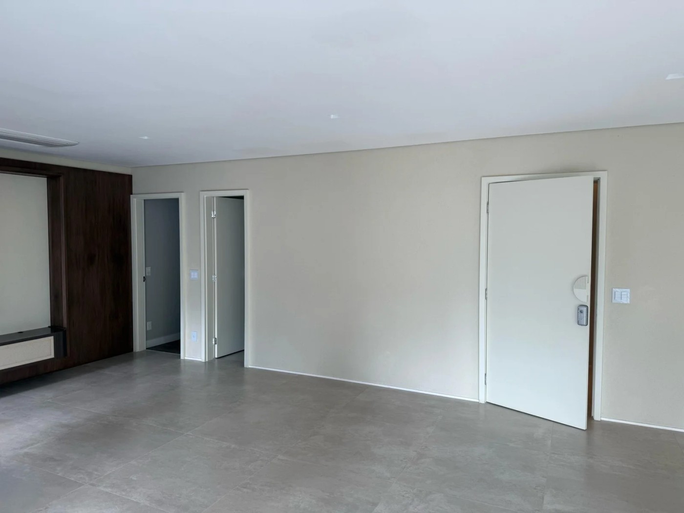 Apartamento à venda com 3 quartos, 3 suítes, 2 vagas e 226m² no Jardim Paulista, São Paulo (SP) — foto 4 de 24