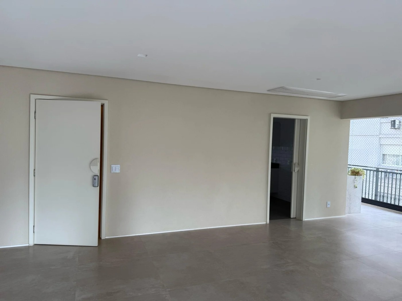 Apartamento à venda com 3 quartos, 3 suítes, 2 vagas e 226m² no Jardim Paulista, São Paulo (SP) — foto 6 de 24