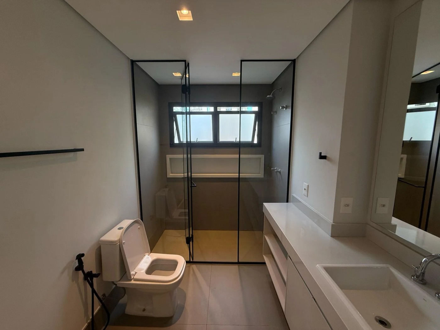Apartamento à venda com 3 quartos, 3 suítes, 2 vagas e 226m² no Jardim Paulista, São Paulo (SP) — foto 12 de 24