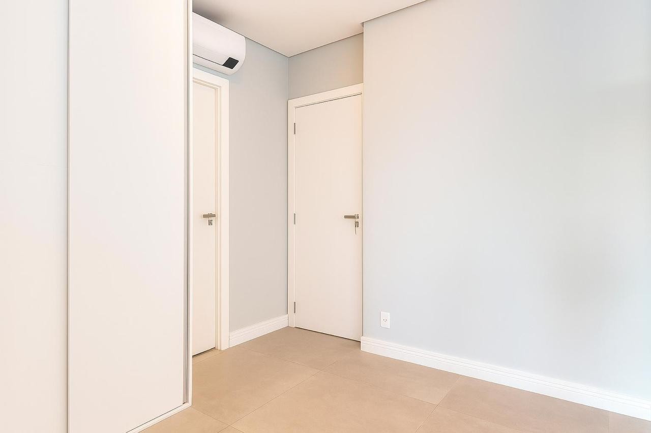 Apartamento à venda com 3 quartos, 2 suítes, 2 vagas e 134m² no Vila Nova Conceição, São Paulo (SP) — foto 22 de 30