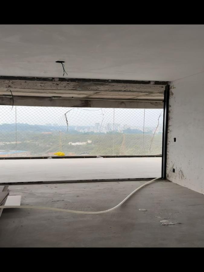 Apartamento à venda com 4 quartos, 4 suítes, 3 vagas e 240m² no Jardim Fonte do Morumbi, São Paulo (SP) — foto 18 de 24