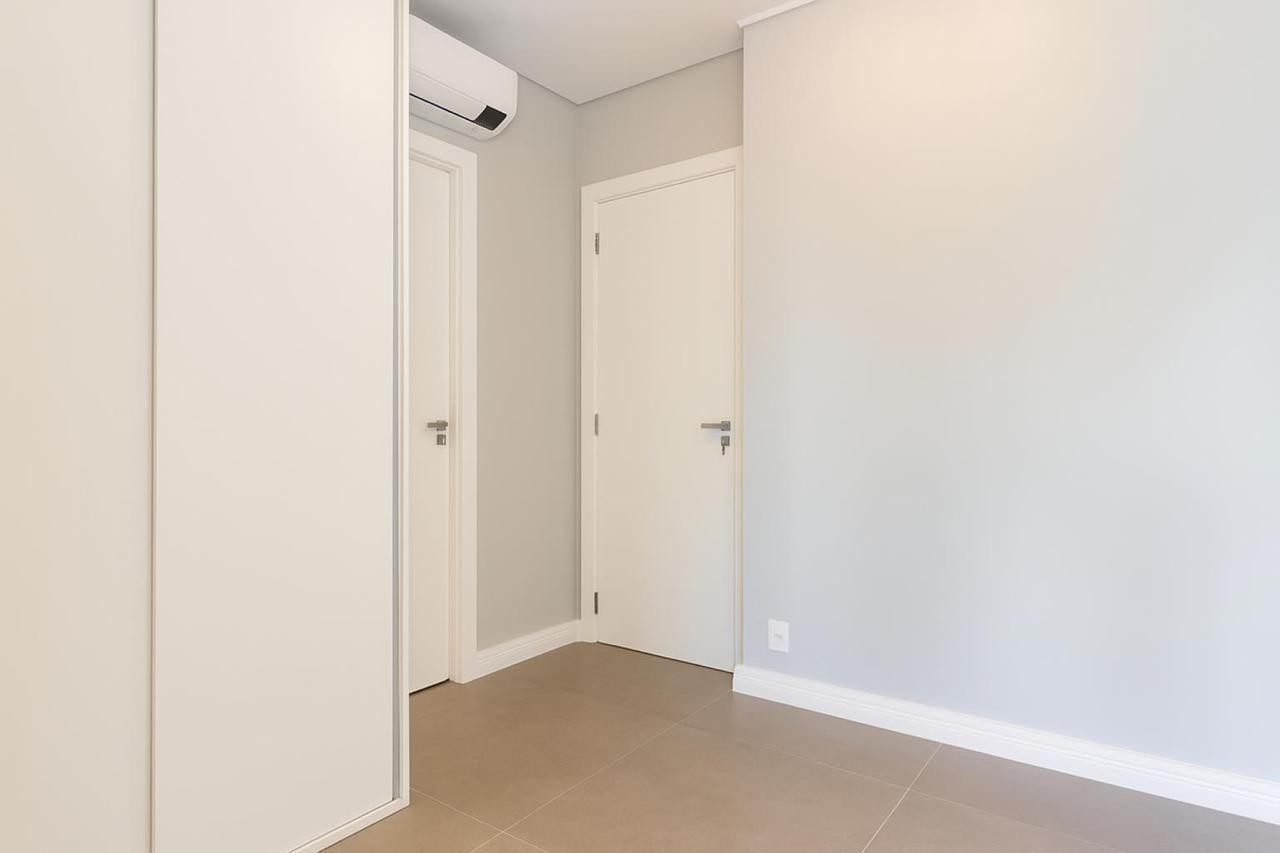 Apartamento para alugar com 3 quartos, 2 suítes, 2 vagas e 134m² no Vila Nova Conceição, São Paulo (SP) — foto 21 de 30