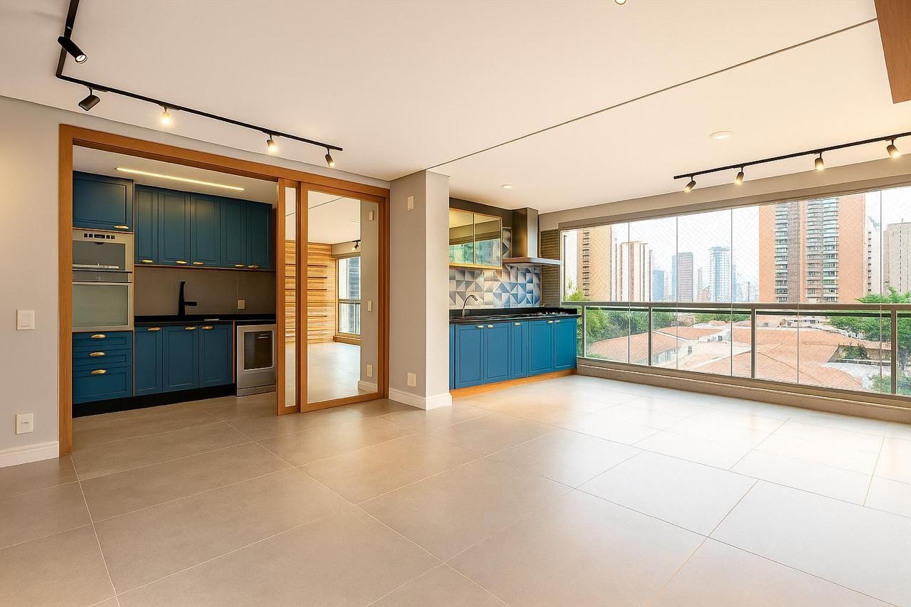Apartamento para alugar com 3 quartos, 3 banheiros, 2 vagas e 134m² no Vila Nova Conceição, São Paulo — foto principal