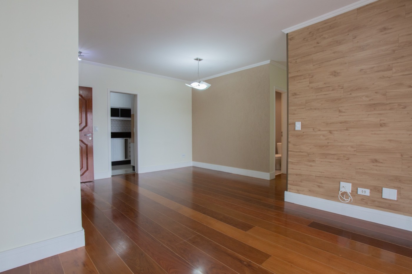 Apartamento à venda com 3 quartos, 2 banheiros, 2 vagas e 102m² no Vila Nova Conceição, São Paulo — foto principal