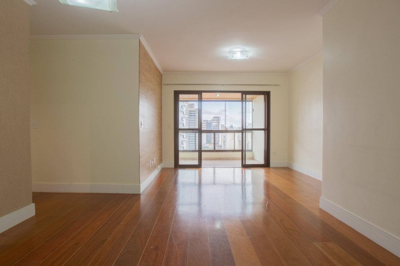 Apartamento à venda com 3 quartos, 1 suíte, 2 vagas e 102m² no Vila Nova Conceição, São Paulo (SP) — foto 4 de 30