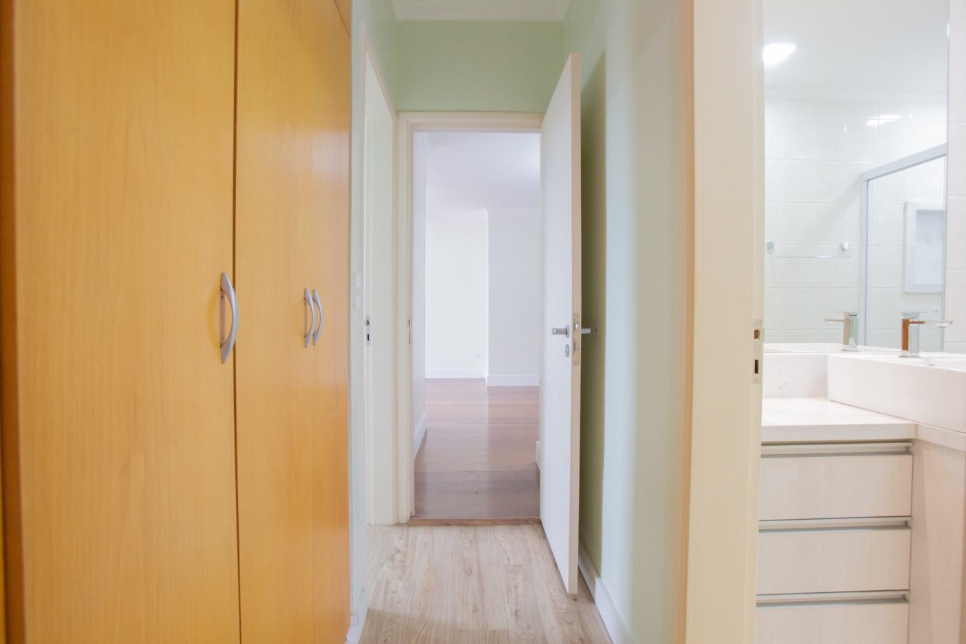 Apartamento à venda com 3 quartos, 1 suíte, 2 vagas e 102m² no Vila Nova Conceição, São Paulo (SP) — foto 21 de 30