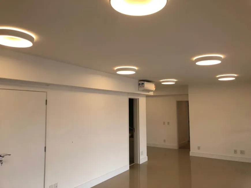 Apartamento à venda com 3 quartos, 3 suítes, 4 vagas e 213m² no Santo Amaro, São Paulo (SP) — foto 6 de 20