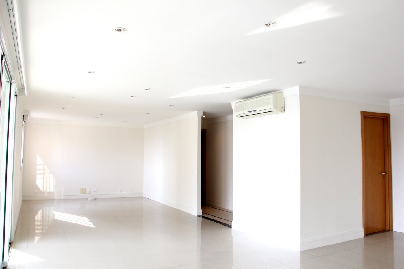 Apartamento à venda com 3 quartos, 3 suítes, 4 vagas e 218m² no Brooklin Paulista, São Paulo (SP) — foto 8 de 30